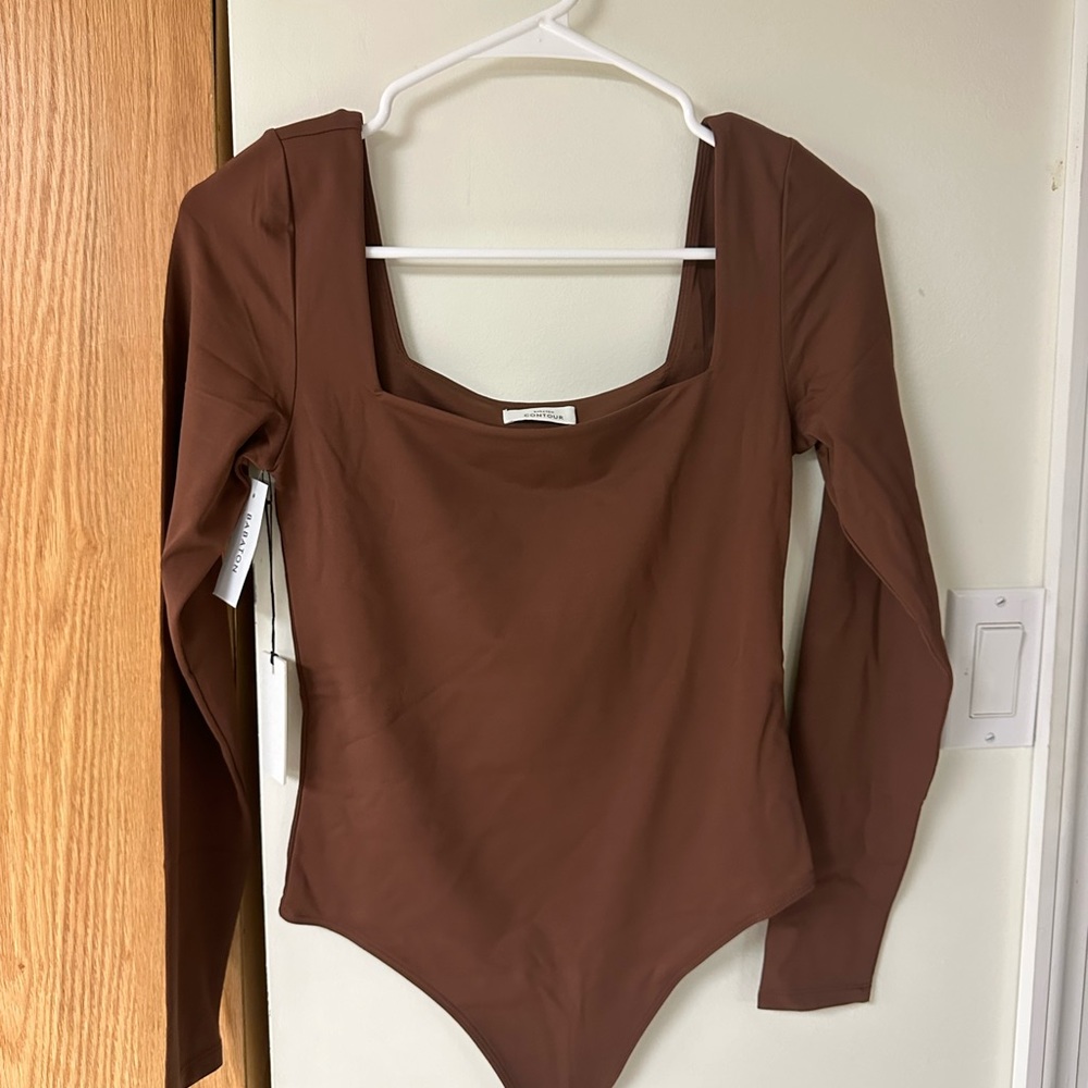 Aritzia Contour Squareneck Longsleeve Bodysuit